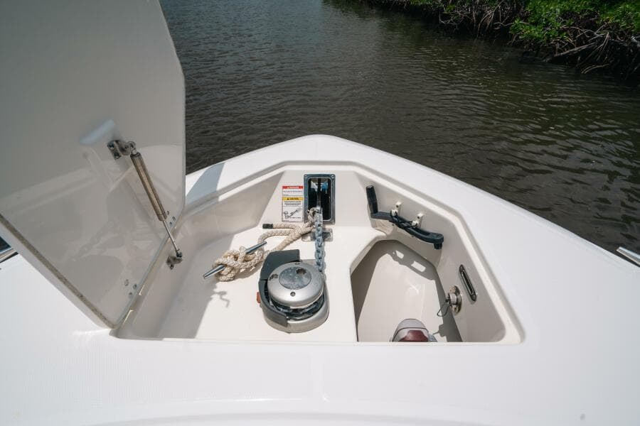 2019 Boston Whaler 330 Outrage