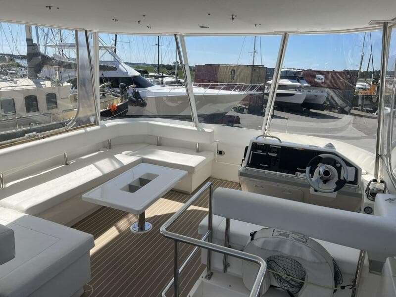 2018 Leopard Power Cat Flybridge