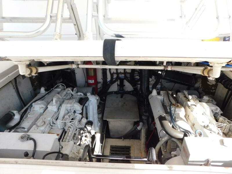 2001 Tiara Yachts 3500 Express