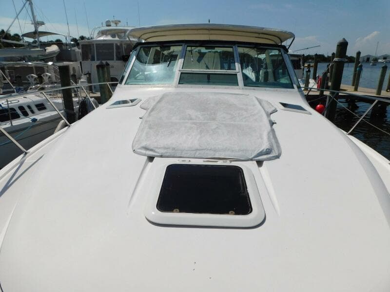 2001 Tiara Yachts 3500 Express