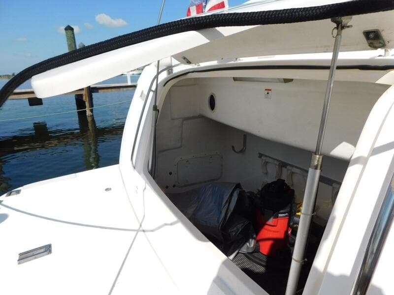 2001 Tiara Yachts 3500 Express