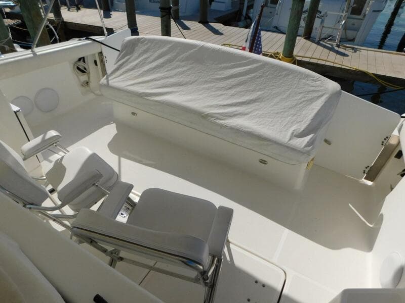 2001 Tiara Yachts 3500 Express