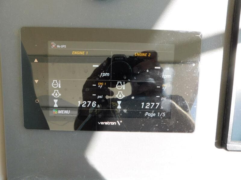 2001 Tiara Yachts 3500 Express