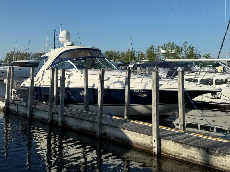 2006 Cruisers Yachts 420 Express