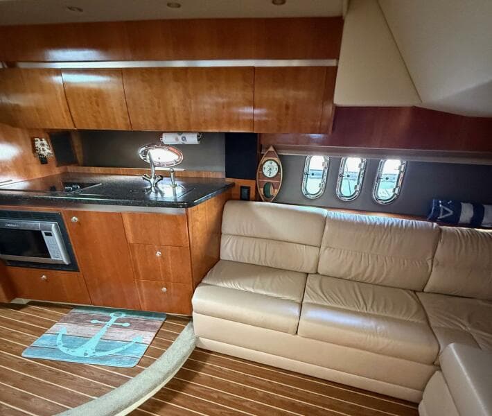 2006 Cruisers Yachts 420 Express