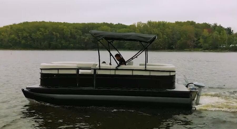 2024 Vision WX Tritoon