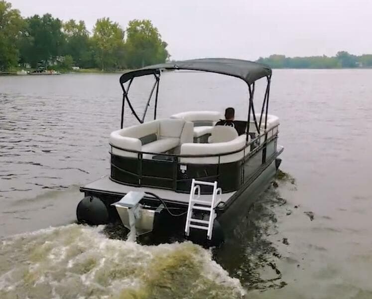 2024 Vision WX Tritoon