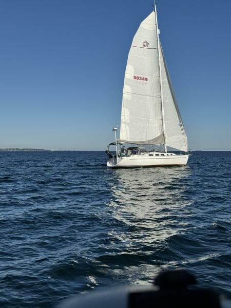 40' Freedom underway