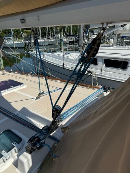 1987 Island Packet 38