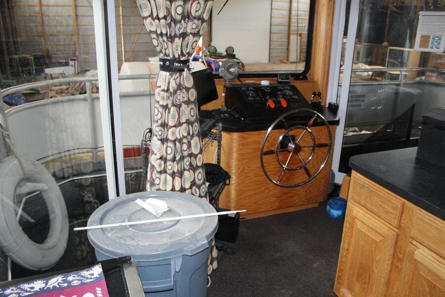 2000 Commercial Sumerset 75 Houston