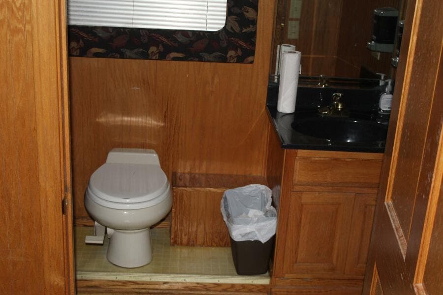 2000 Commercial Sumerset 75 Houston