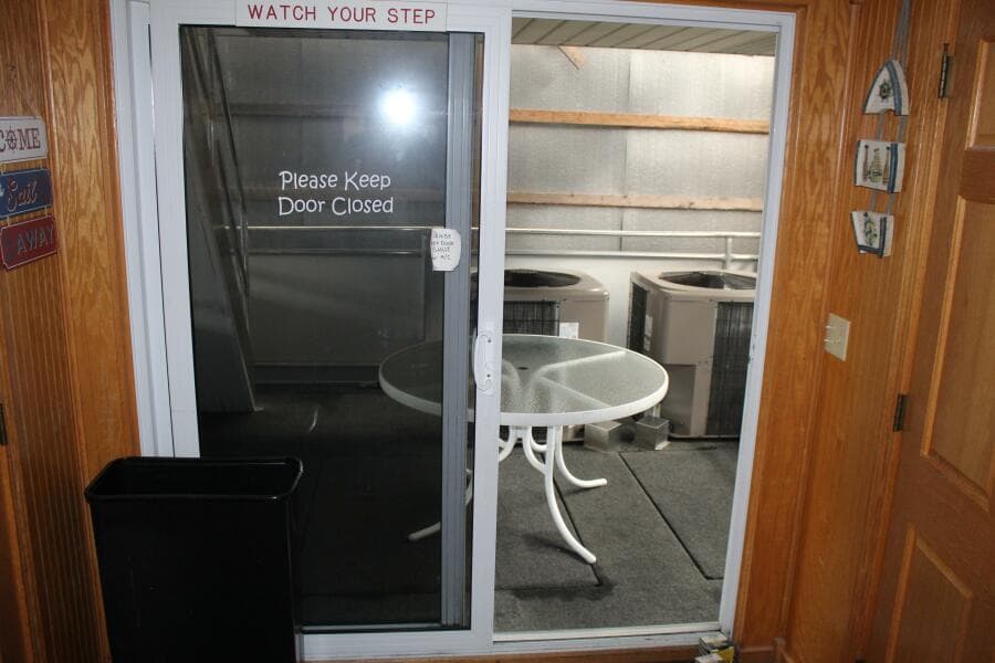 2000 Commercial Sumerset 75 Houston