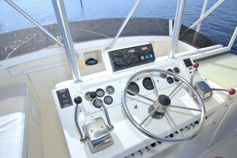 1990 Post 44 Sport Fisherman