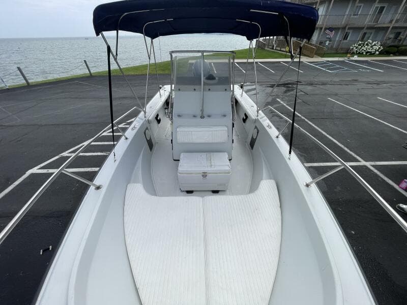 1993 Boston Whaler 21 Outrage