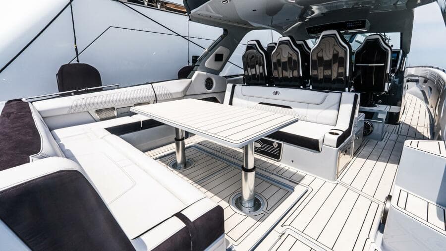 2025 Cigarette 52 THUNDER