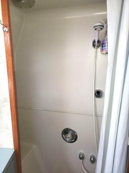 1989 Rampage R 401 SF SPORTFISHER