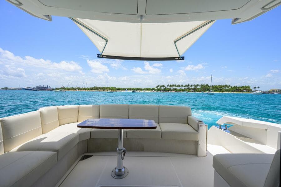 Tiara 49 DEBBIE'S DIAMOND - Cockpit