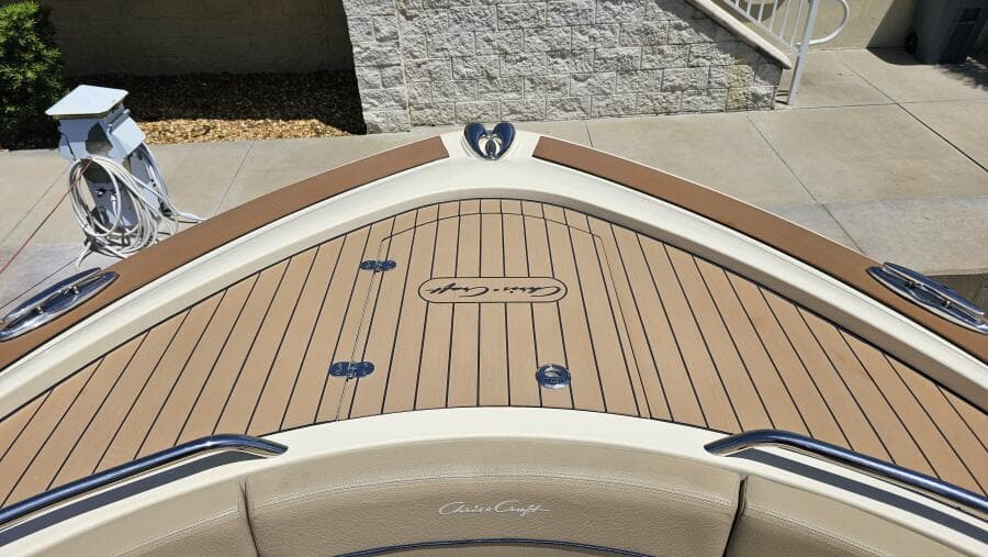 2022 Chris-Craft 35 Calypso - Photo 24