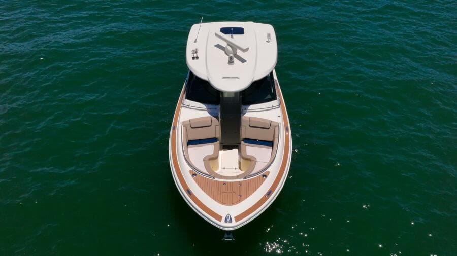 2022 Chris-Craft 35 Calypso - Photo 10