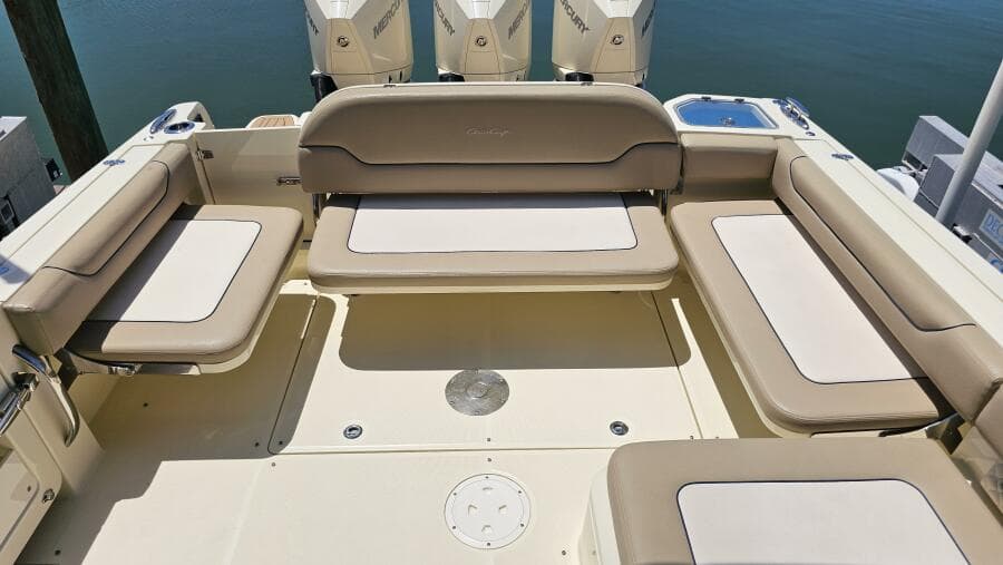 2022 Chris-Craft 35 Calypso - Photo 29