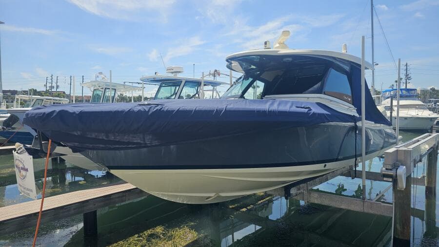 2022 Chris-Craft 35 Calypso - Photo 43