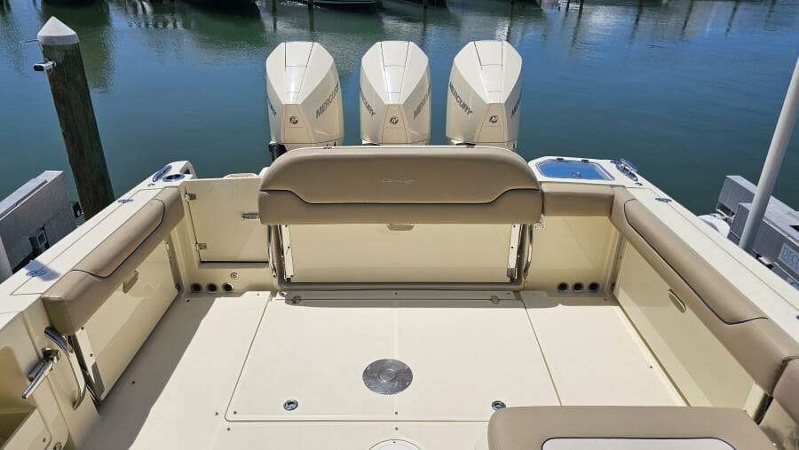 2022 Chris-Craft 35 Calypso - Photo 28