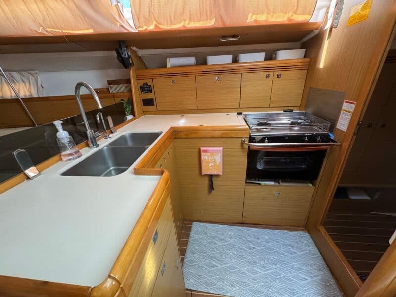 2010 Jeanneau  - Photo 13