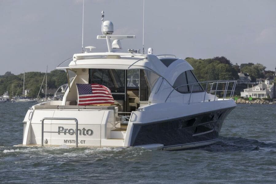 2016 Riviera 5000 Sport Yacht - Photo 2