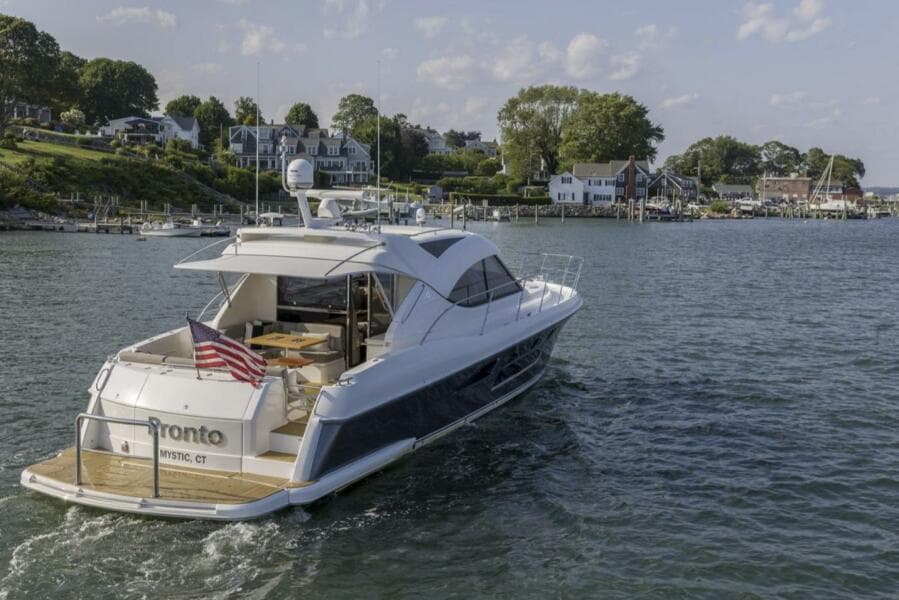 2016 Riviera 5000 Sport Yacht - Photo 4