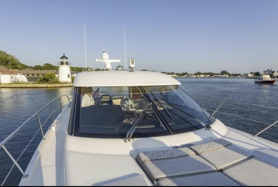 2016 Riviera 5000 Sport Yacht - Photo 17