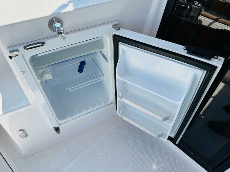 2018 Ranger Tugs R-27