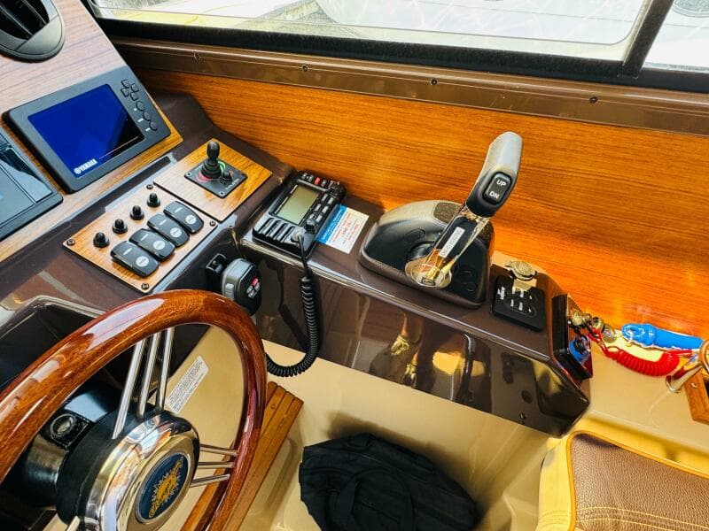 2018 Ranger Tugs R-27