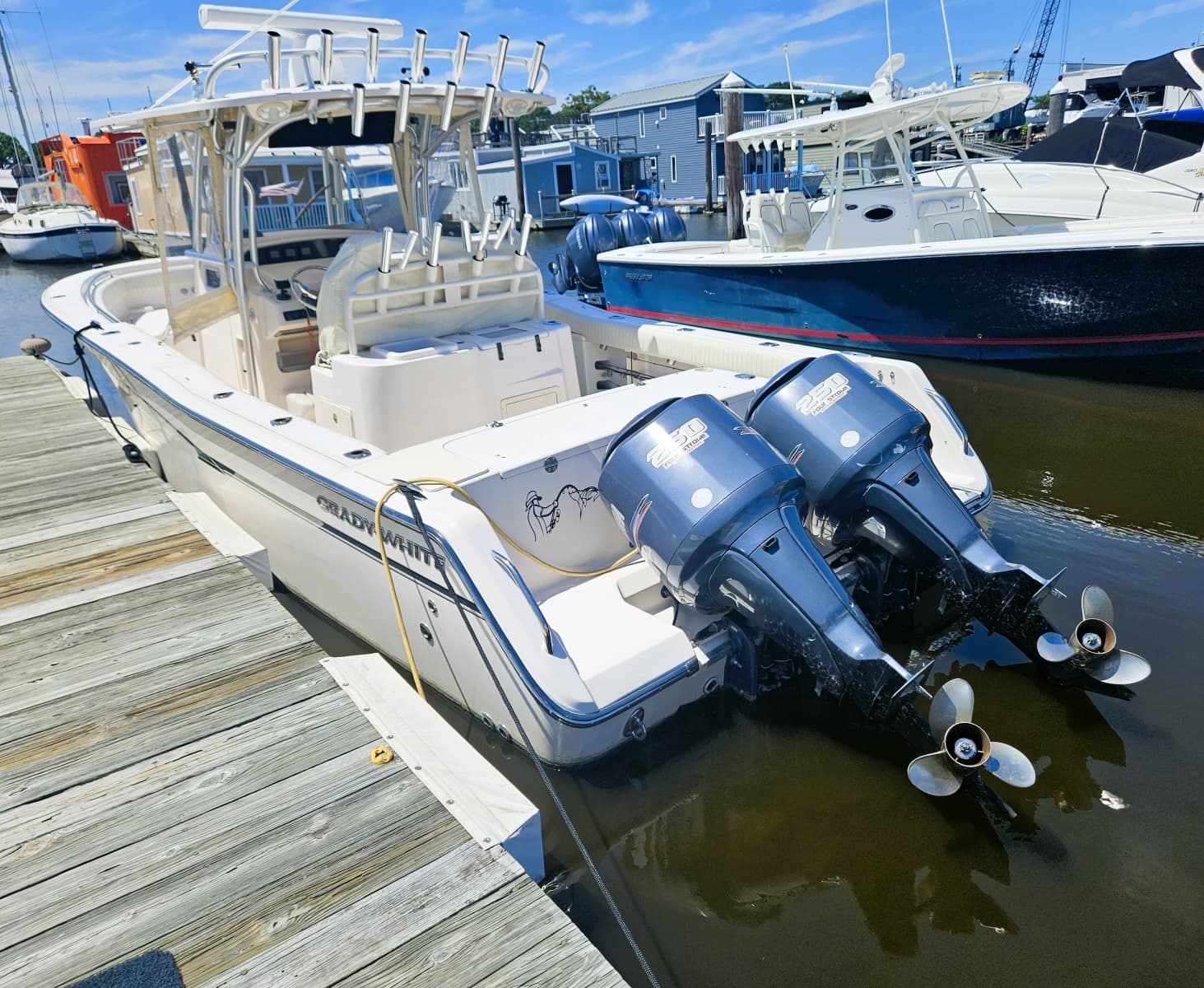 2011 Grady-White  - Photo 2