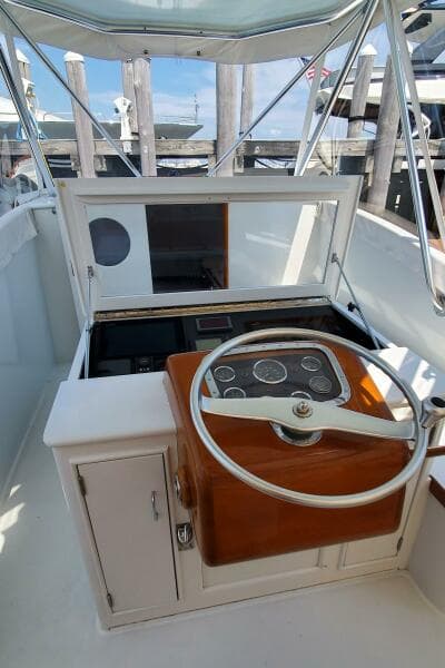 1985 Rybovich 32 Express Walkaround Sportfish