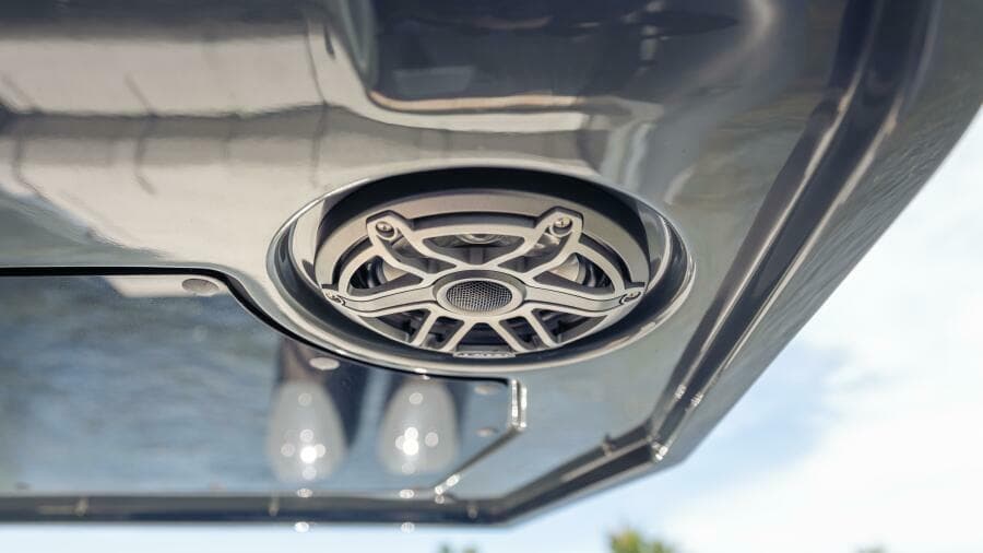 2025 Skipper 38 Sunbed