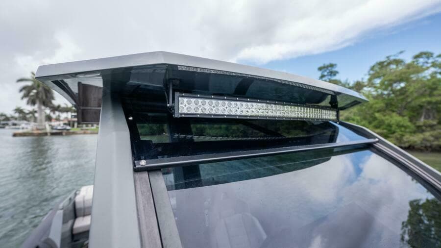 2025 Skipper 38 Sunbed