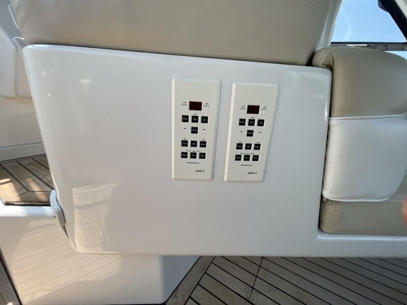 1998 Sea Ray 630 Super Sun Sport