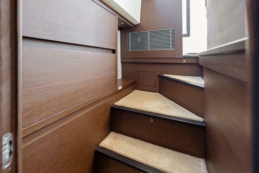 2020 52 Prestige Flybridge - Vacay - Compainway to Master Stateroom