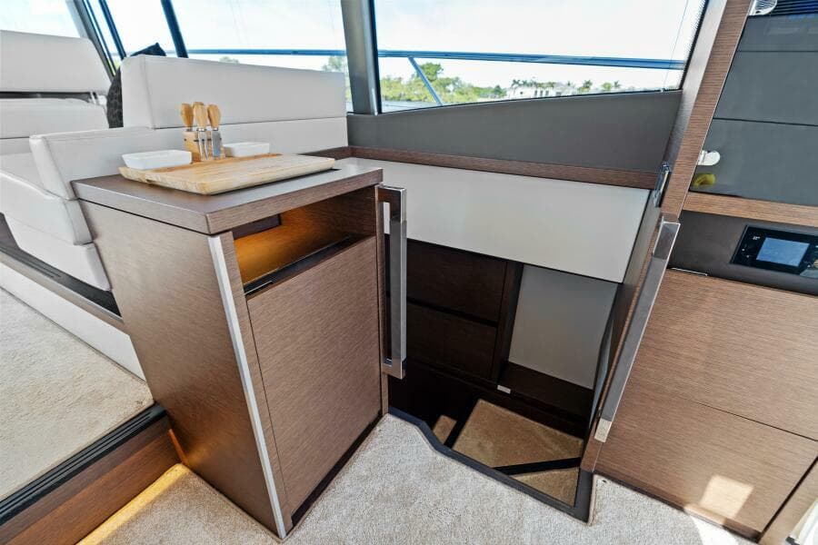 2020 52 Prestige Flybridge - Vacay - Compainway to Master Stateroom