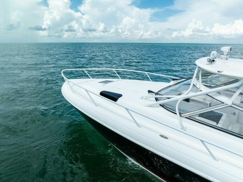 2018 Intrepid 430 Sport Yacht