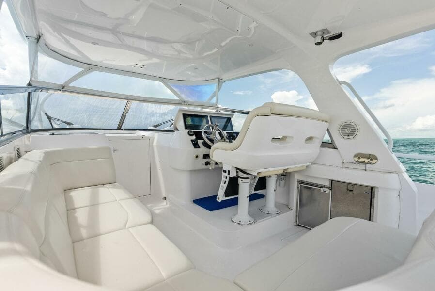 2018 Intrepid 430 Sport Yacht