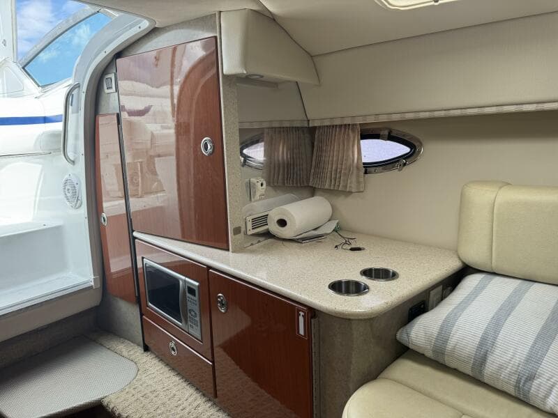 2007 Formula 330 Sun Sport