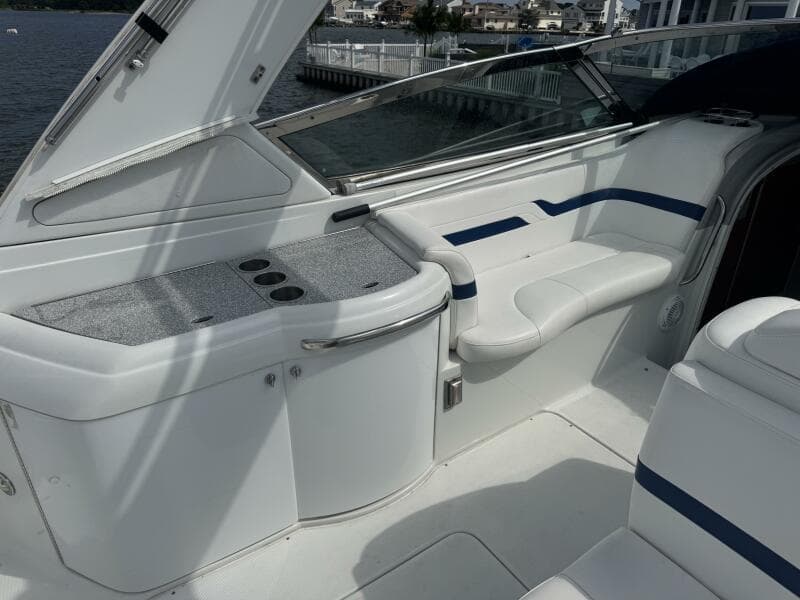 2007 Formula 330 Sun Sport