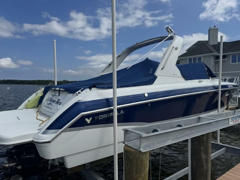 2007 Formula 330 Sun Sport