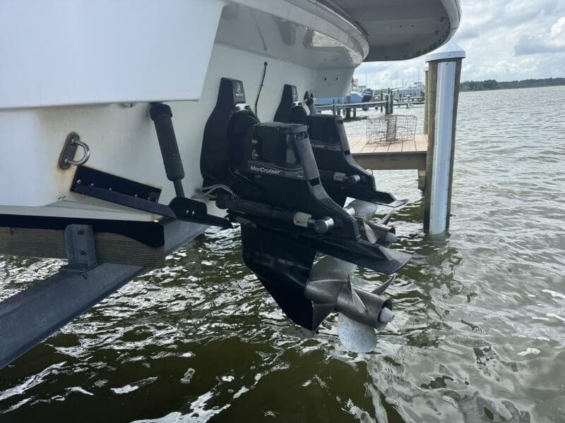 2007 Formula 330 Sun Sport