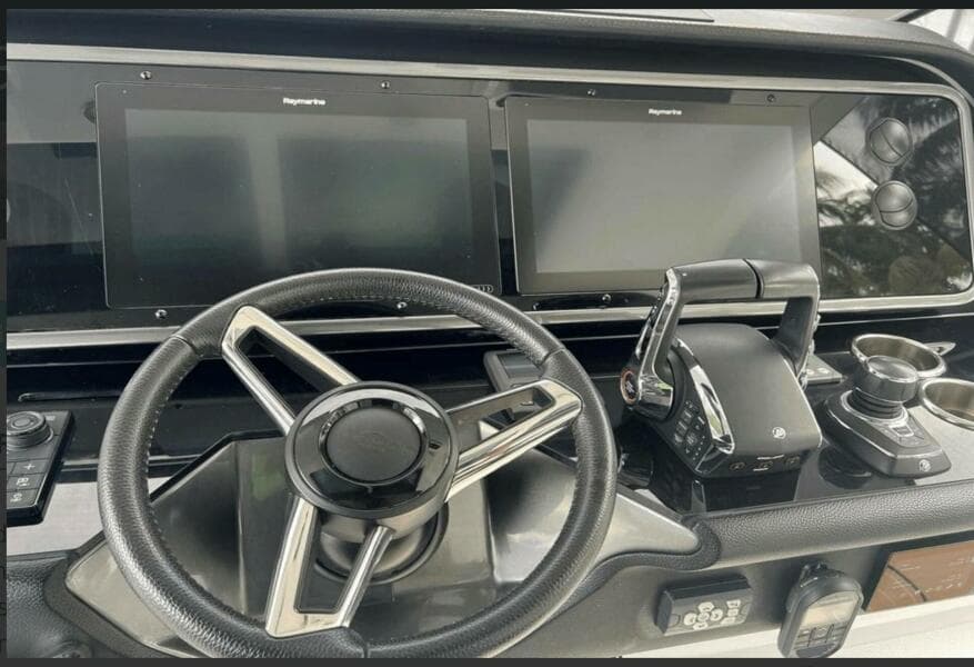 2022 Azimut Verve 42