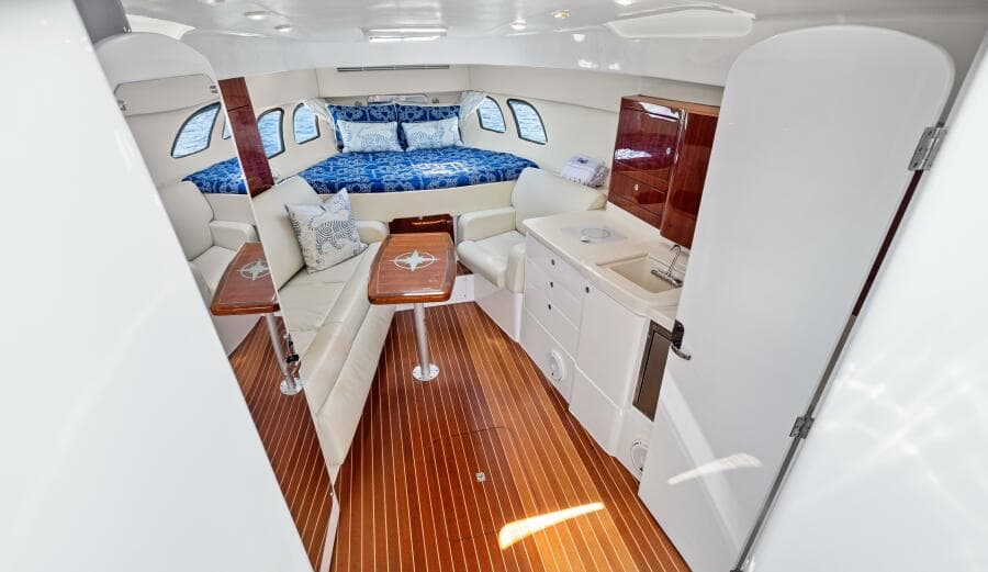 2015 Intrepid 430 Sport Yacht