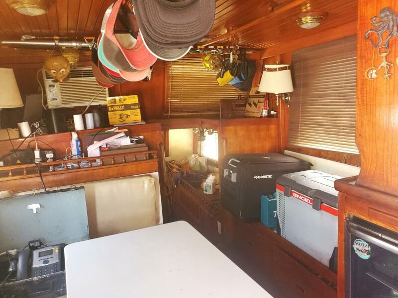 1980 CHB Double Cabin