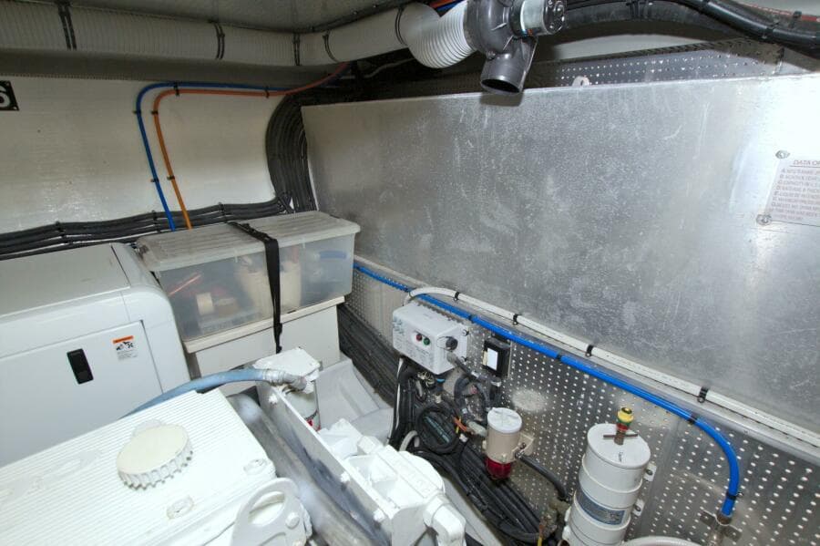 2015 Dyna Yachts 60 Pilothouse Motoryacht