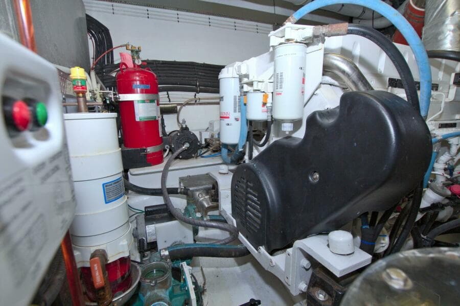 2015 Dyna Yachts 60 Pilothouse Motoryacht